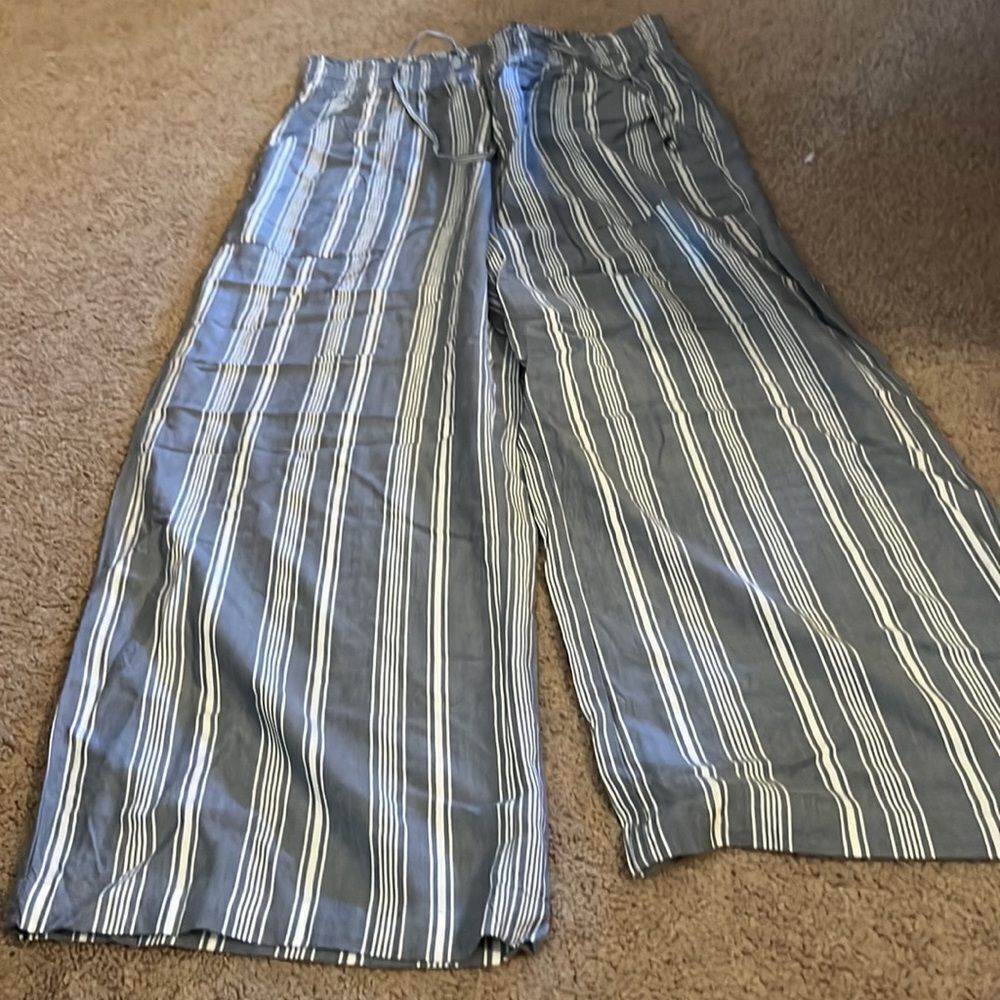 Abercrombie small casual pants - Picture 4 of 5